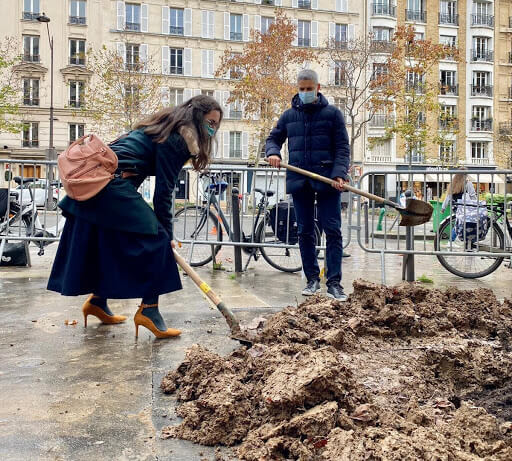 Pour offrir une paire de bottes à la maire "écolo" du XIIe !