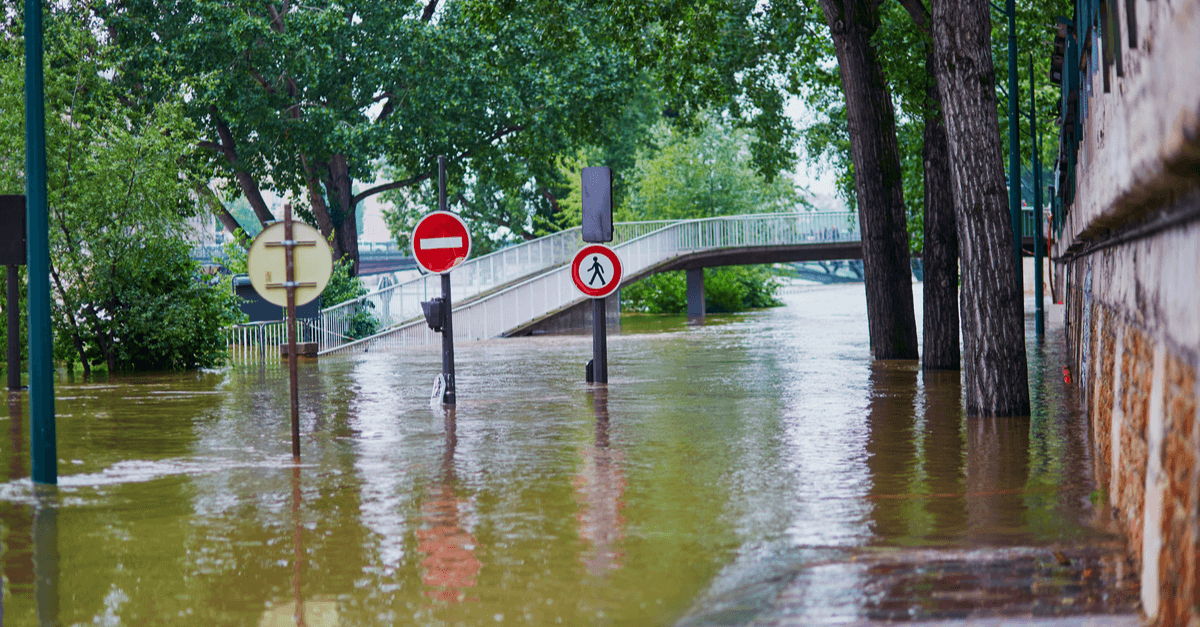 Inondations et intempéries : POUR donner plus de moyens aux secouristes !