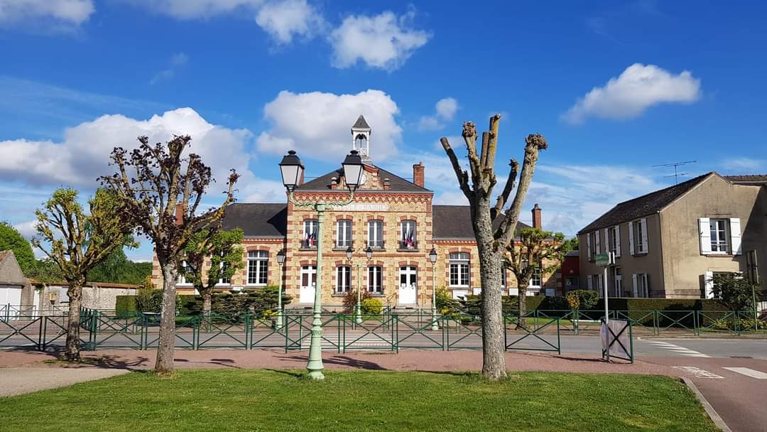 🏆 École rurale en Danger. Oui à la réouverture de la 5ème classe de l'école des Bréviaires dès septembre 2022!