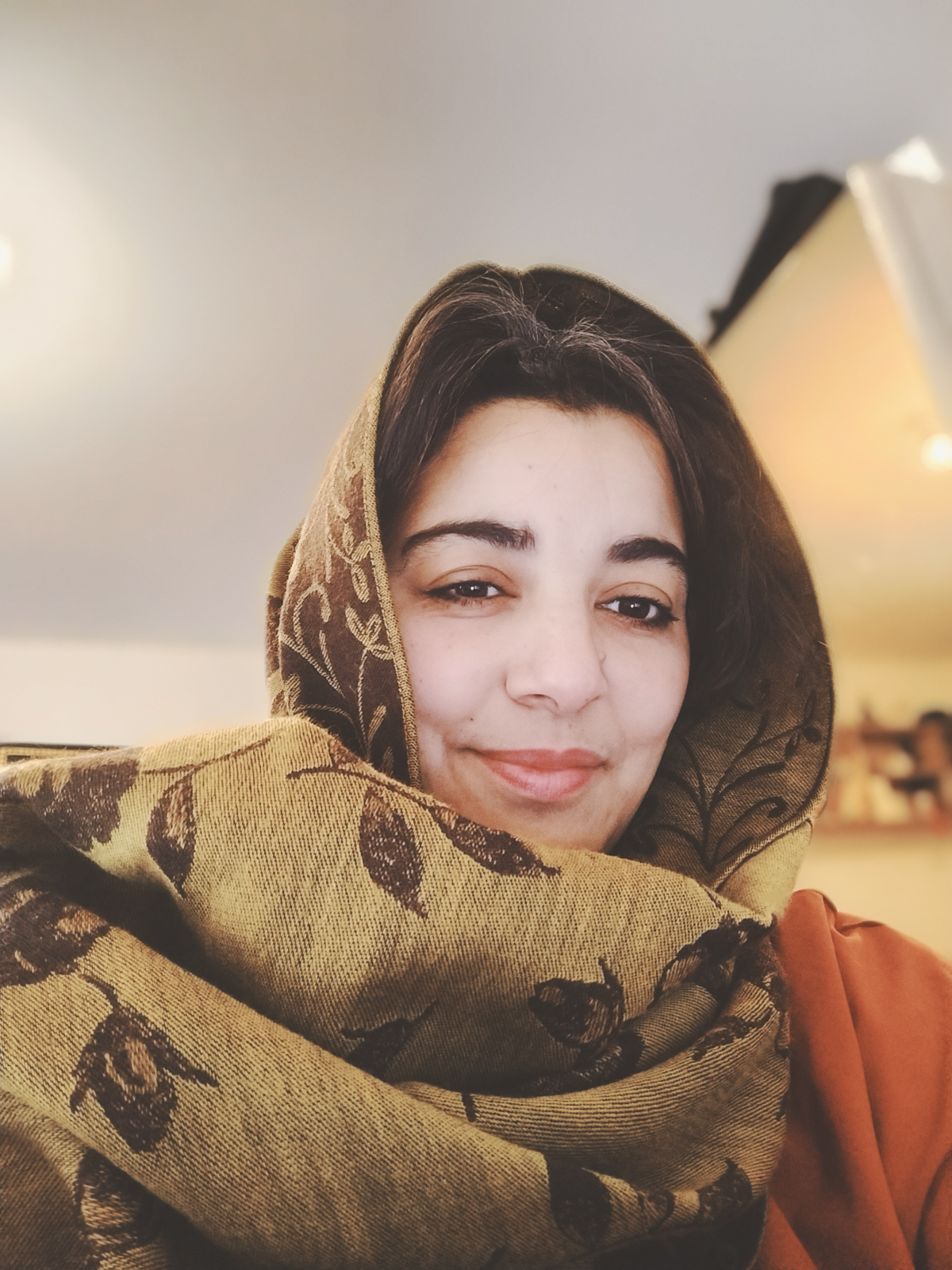 CANDIDATURE DE RADYA OULEBSIR SUR LISTE ELECTORALE EUROPÉENNE OR