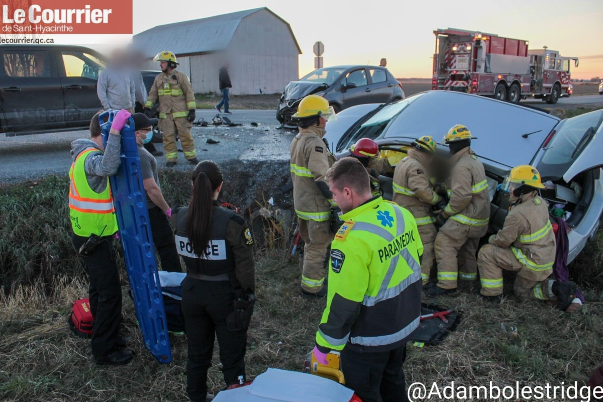 Saint-Simon de bagot - DANGER -Intersection route provinciale # 224 (3e rang Ouest) et Rang St-Georges accidentogène