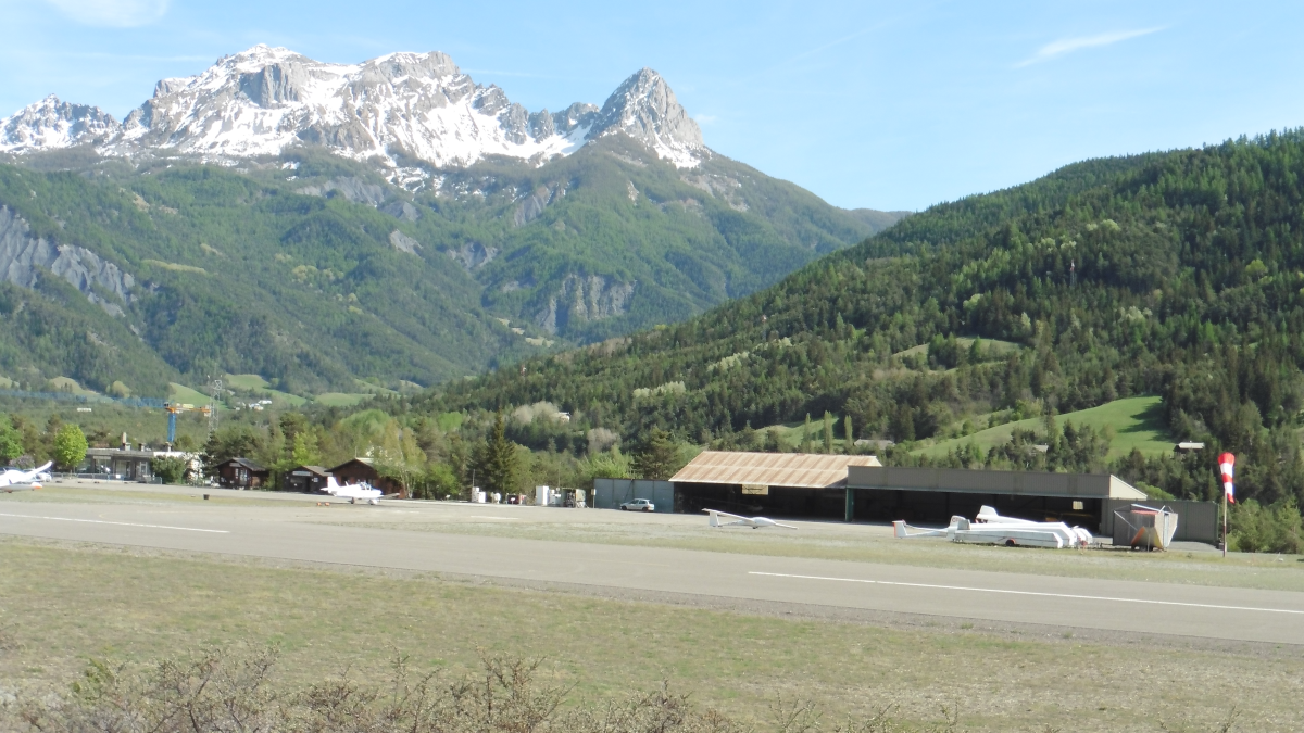 STOP aux NUISANCES SONORES de l'aérodrome de BARCELONNETTE-ST PONS